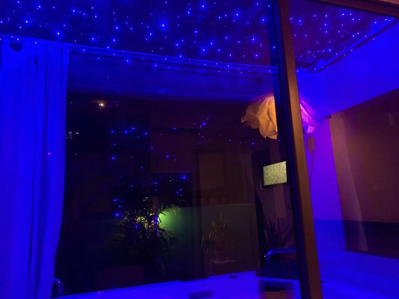 Lmperio Residence Melaka - Private Indoor Hot Jacuzzi Malacca